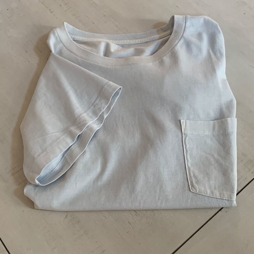 GAP NWT Light Blue Pocket Tee